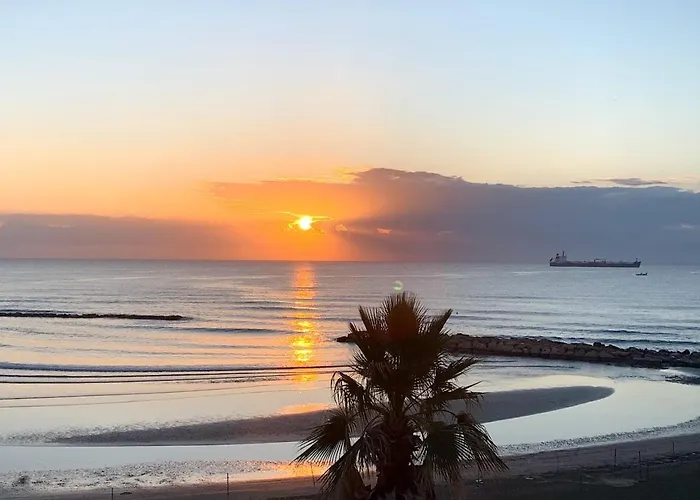 Lebay Отель Ларнака