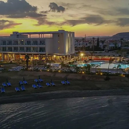 Otel Lebay 3*