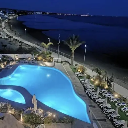 Lebay Hotel Larnaka