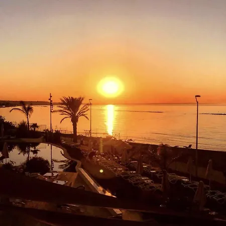 Otel Lebay Larnaca