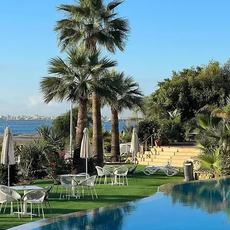 Otel Lebay Larnaca