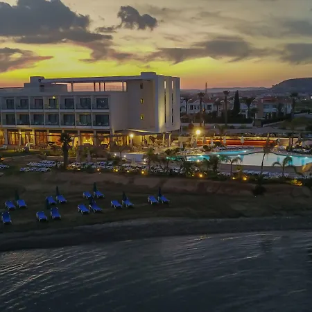 Lebay Hotel 3*